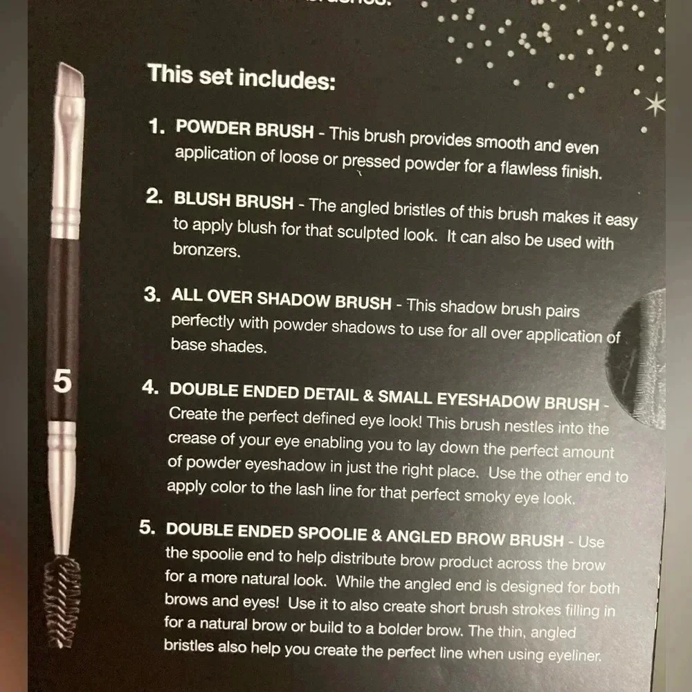 NIB Macy’s Travel Makeup Brush Set